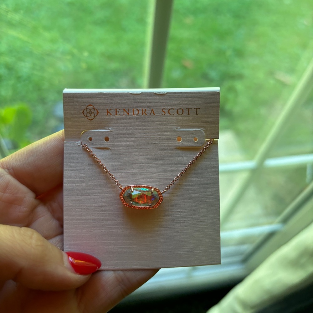 Brand new kendra scott necklace
